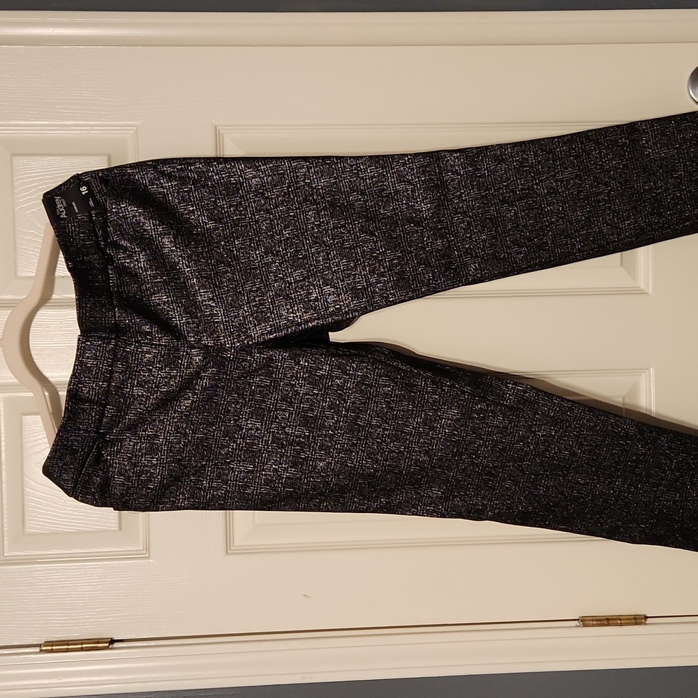 NY&Co Audrey Ankle Pants